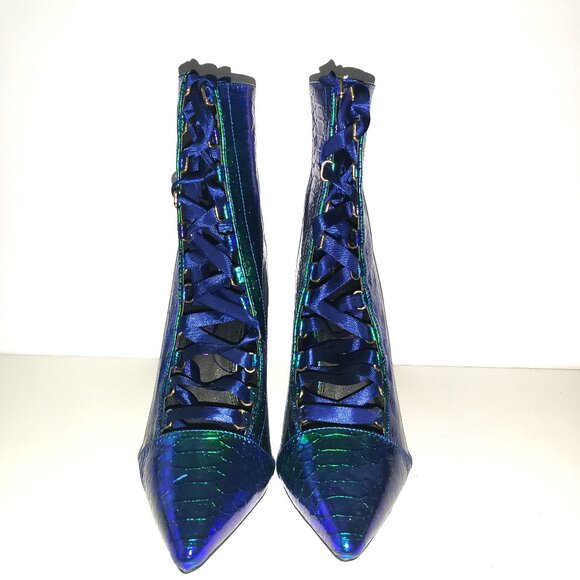 AMI CLUBWEAR | Blue Laced Green Scaled Heels - Picture 3 of 9